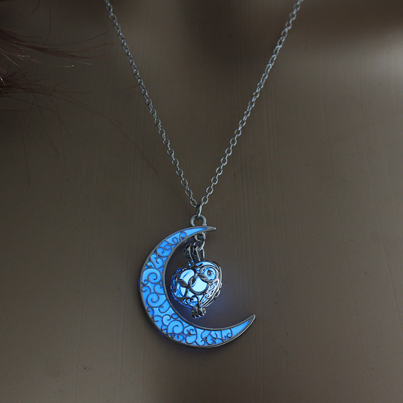 Glowing Pendant Necklace Silver Plated Chain for Women