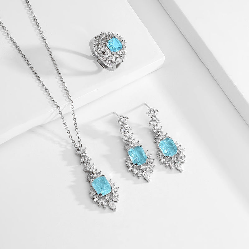 Lady Temperament Shining Zircon Necklace With Blue Gem
