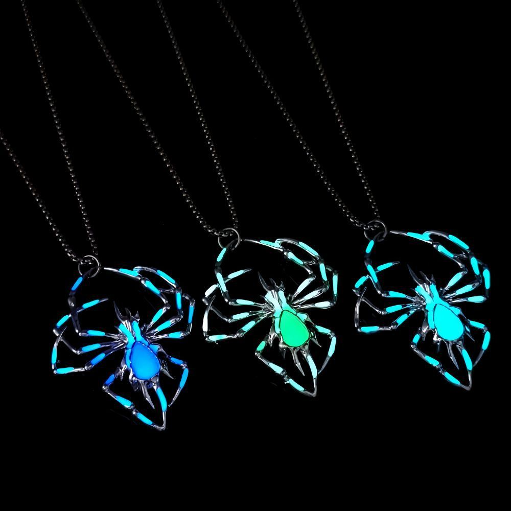 Halloween Luminous Spider Necklace Glow In The Dark Jewelry