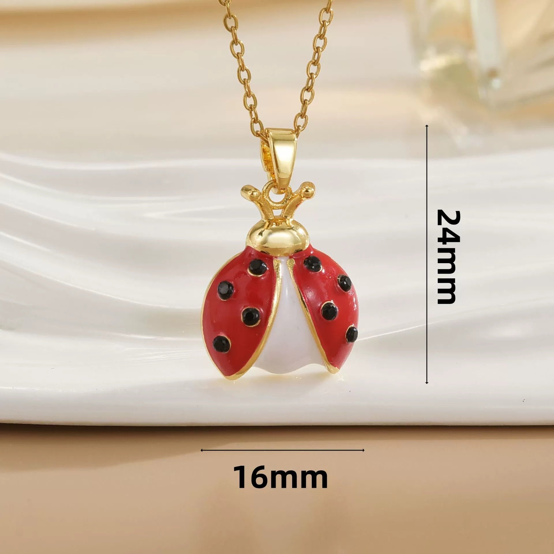 Women Copper Beetle Necklace Ladybug Pendant Clavicle Chain