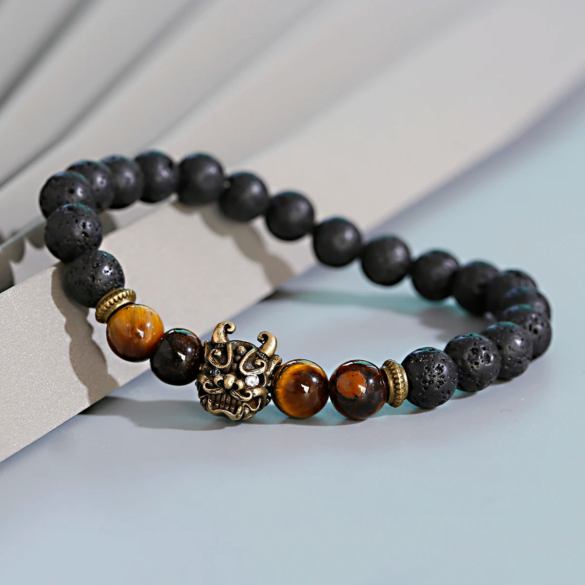 Tinkers Classic Crown Lion Beaded Bracelet Tiger Eye Onyx Stone - Apparel & Accessories > Jewelry > Bracelets
