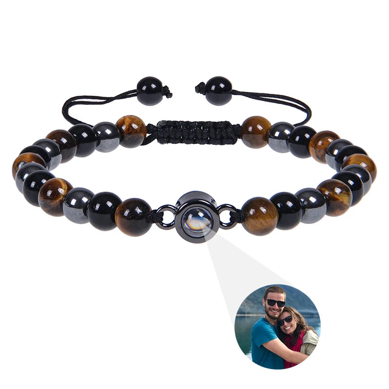 Schwarzes mattes Tigerauge-Fotoarmband von Tinkers Energy