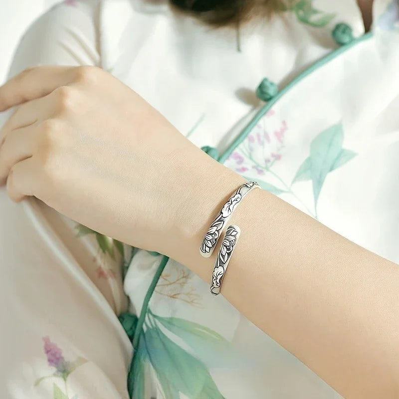 Bracciale rigido in ametista e loto fatto a mano, protezione e equilibrio