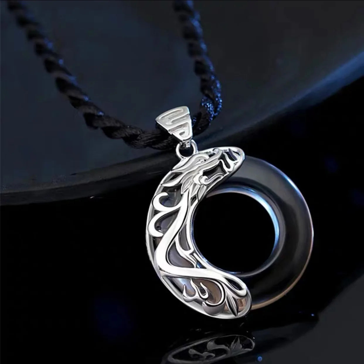 Sonne-Mond-Paar-Halskette von Tinkers Spiritual Balance