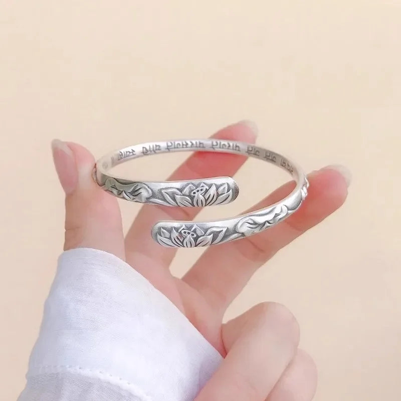 Bracciale rigido in ametista e loto fatto a mano, protezione e equilibrio