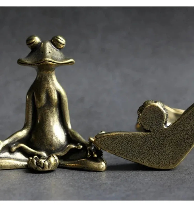 Copper Frog Incense Holder — Handcrafted Zen Figurine for Meditation & Home Decor