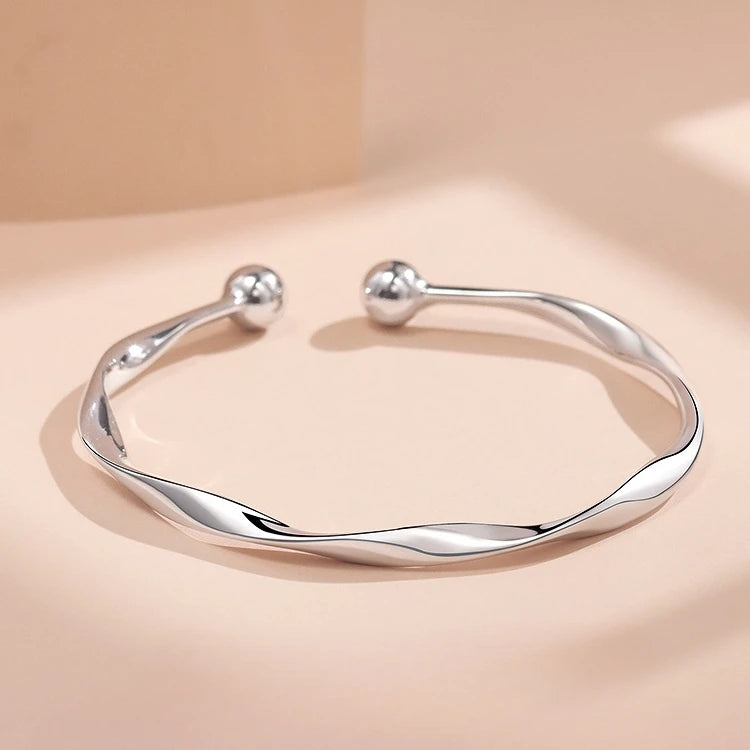 Peacock Bracelet Handcrafted By Tinkers For Women Balance