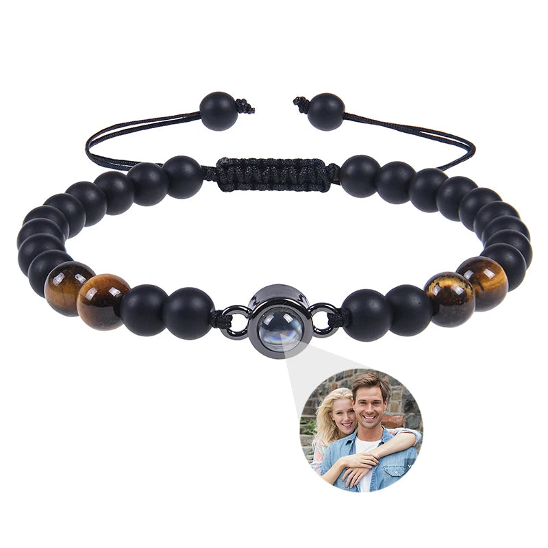 Schwarzes mattes Tigerauge-Fotoarmband von Tinkers Energy