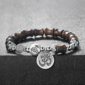 Bambusperlen-OM-Armband von Tinkers – Spirituelles Gleichgewicht