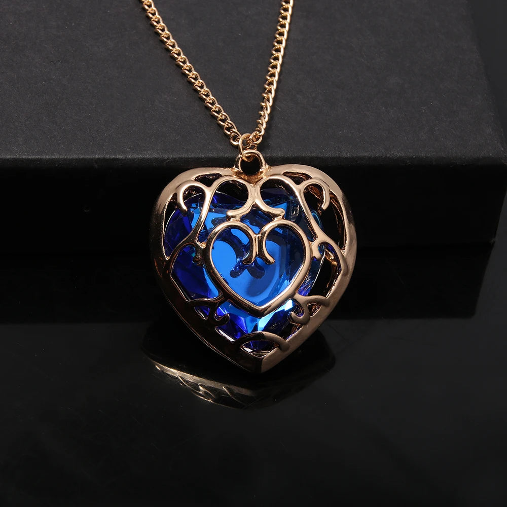 Handcrafted Crystal Heart Necklace For Love For Women