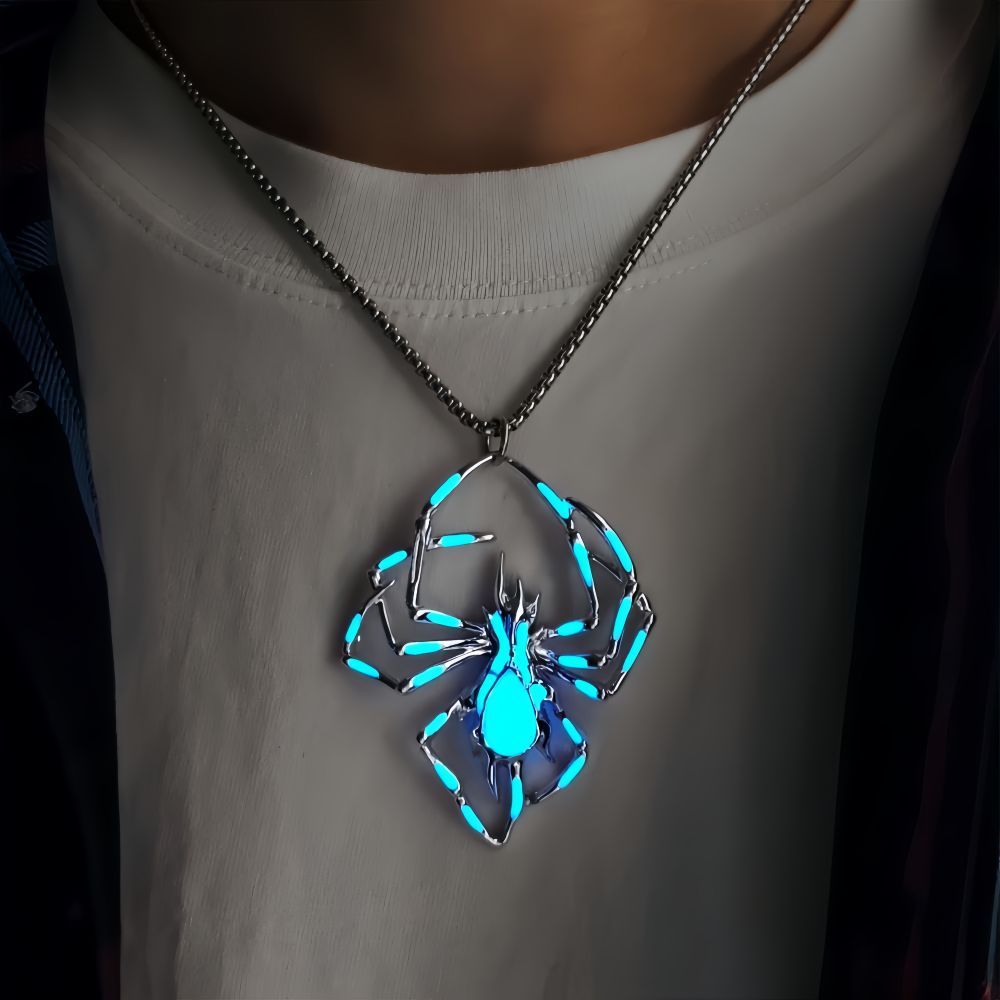 Halloween Luminous Spider Necklace Glow In The Dark Jewelry