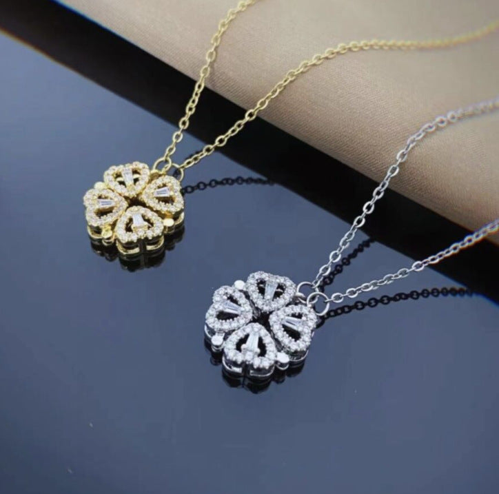 Retro Magnetic Folding Four Leaf Clover Pendant Necklace