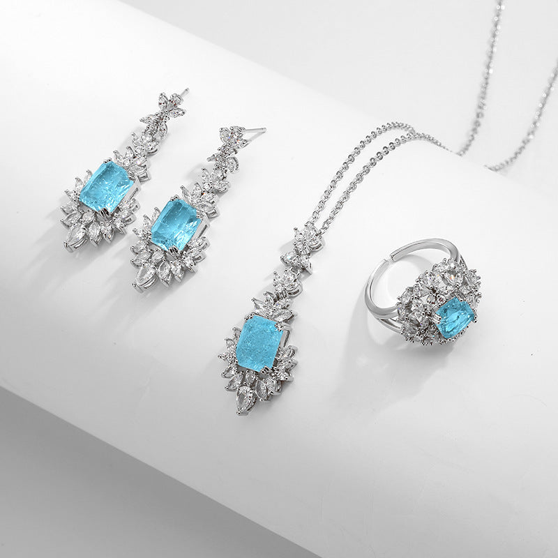 Lady Temperament Shining Zircon Necklace With Blue Gem